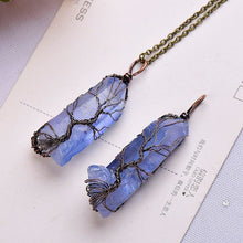 Load image into Gallery viewer, Purple Aquamarine Crystal Necklace