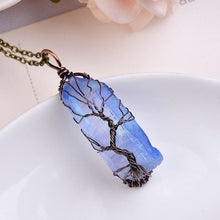 Load image into Gallery viewer, Purple Aquamarine Crystal Necklace
