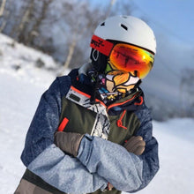 Load image into Gallery viewer, COPOZZ Integrally-Molded Snowboarding and Skiing Helmet
