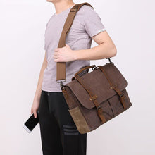 Load image into Gallery viewer, Mercante™ - The Waterproof and Wear-Resistant Messenger Bag
