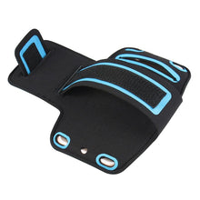 Load image into Gallery viewer, TrailPocket™ Pro - The Professional Sports Phone Armband
