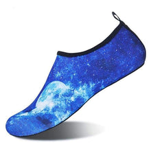 Load image into Gallery viewer, Non-slip Aqua Shoes Printed Design - Blue Waves / 36
